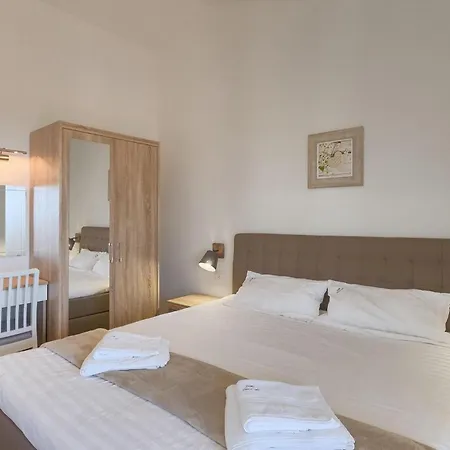 Laura An Feriehus Poreč